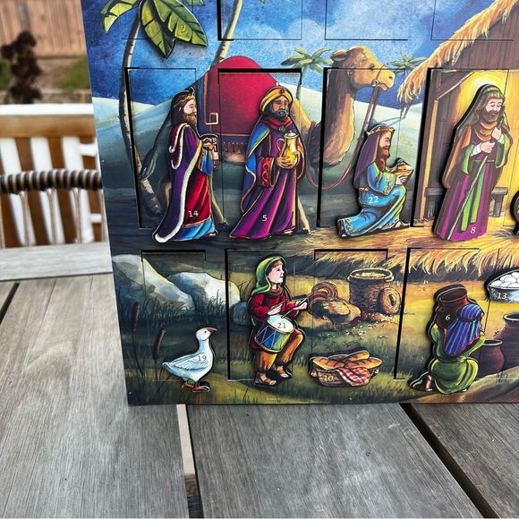 Traditions by Byer's Choice LTD 2005 Nativity Wooden Advent Calendar - Picture 2 of 11